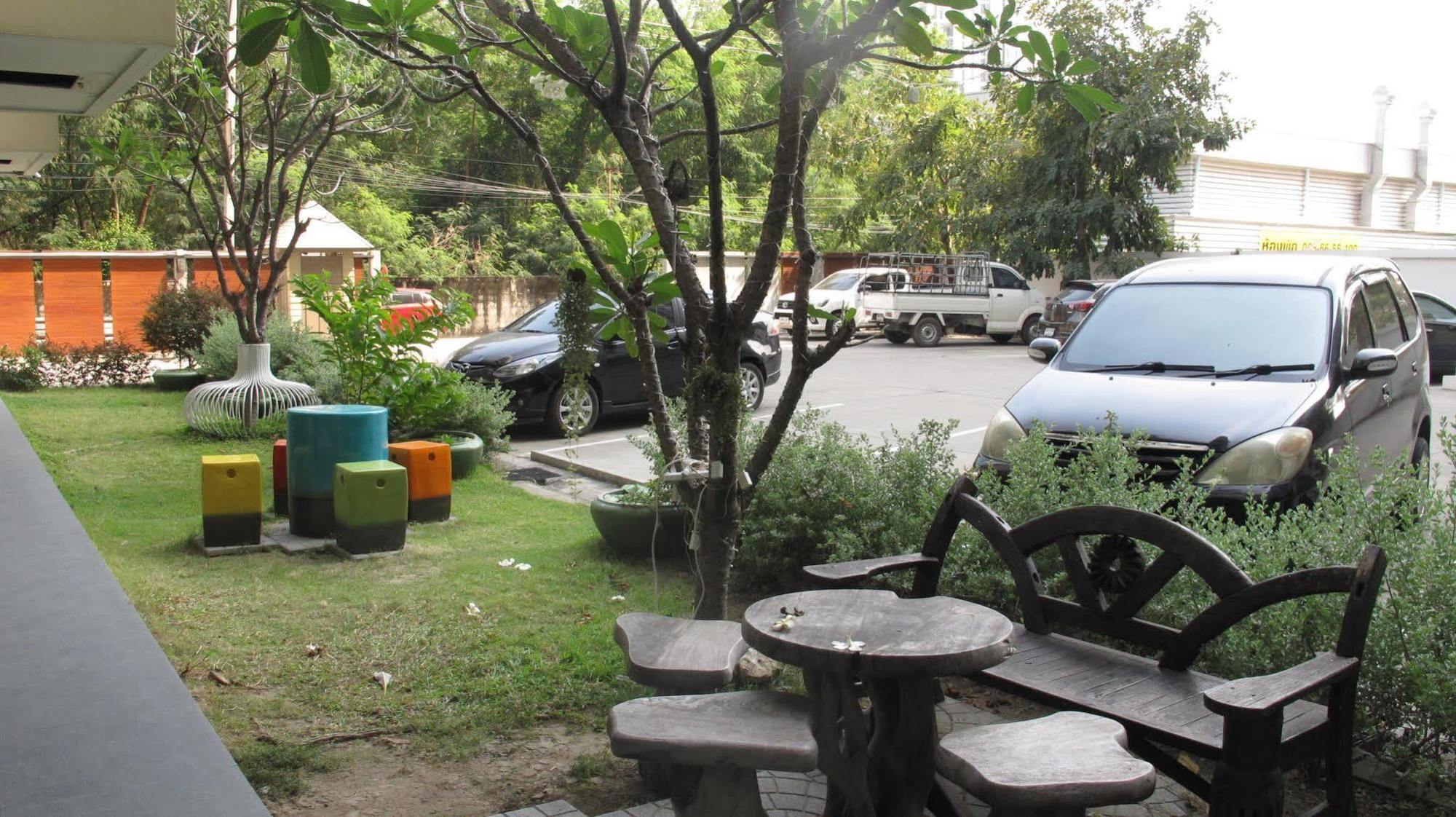 Hotel U431 Chaengwattana Nonthaburi Exterior foto